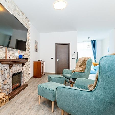 Joy Studio - Poiana Brasov - Silver Resort ภายนอก รูปภาพ